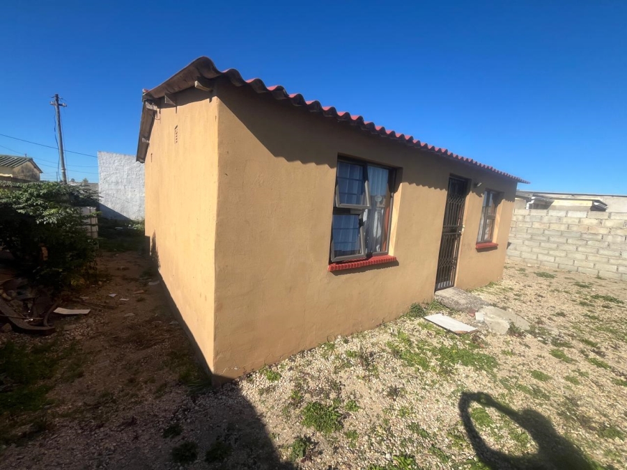 2 Bedroom Property for Sale in Kwazakhele Eastern Cape